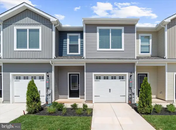 8127 Bartholomew Ct, BALTIMORE, MD 21206