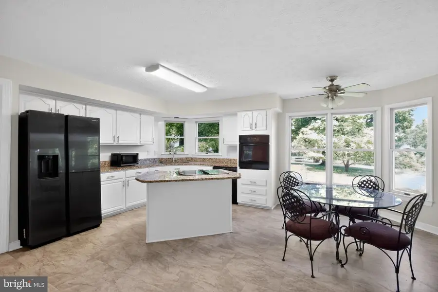 3 Falls Glen Ct, Parkton, MD 21120 - #3