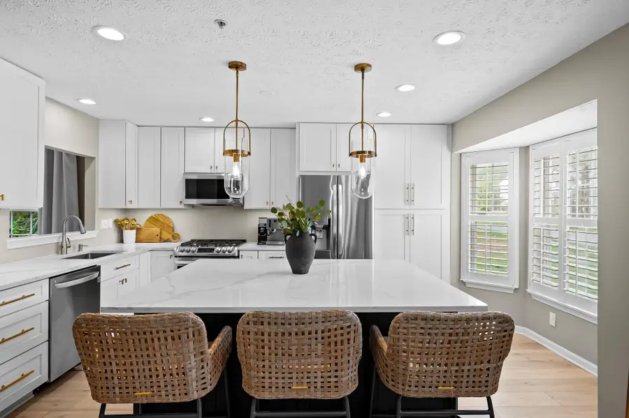 1 Winterberry Ct, Cockeysville, MD 21030 - #3