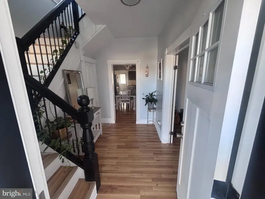 151 Howard Ave, Halethorpe, MD 21227 - #2