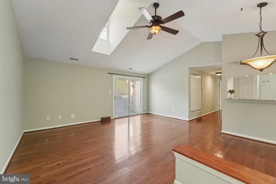 216 Long Cove Ln #j, Essex, MD 21221 - #2