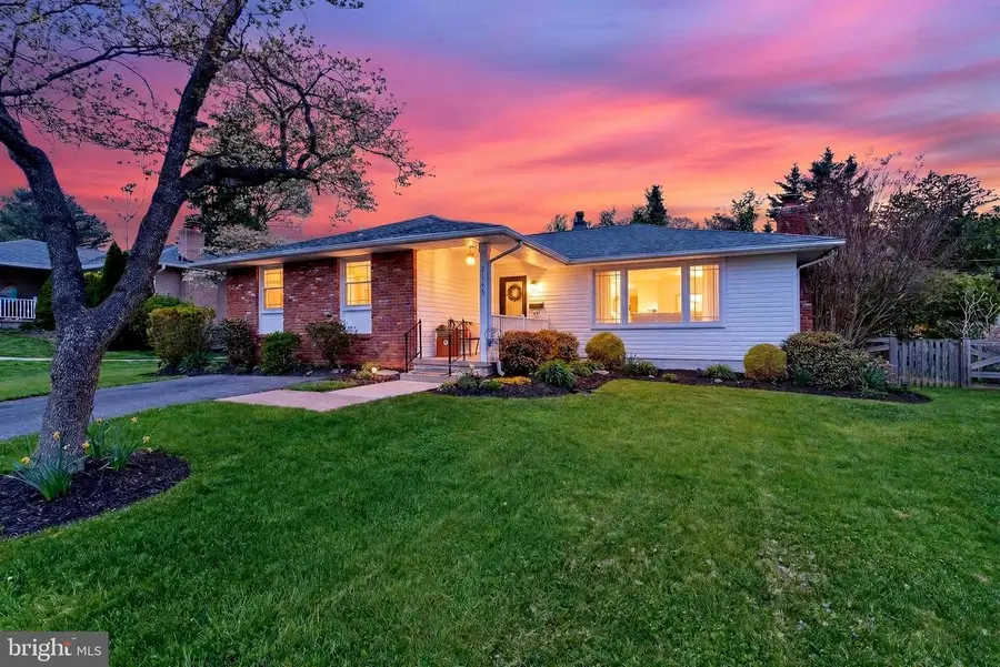 2143 Suburban Greens Dr, Lutherville Timonium, MD 21093 - #2