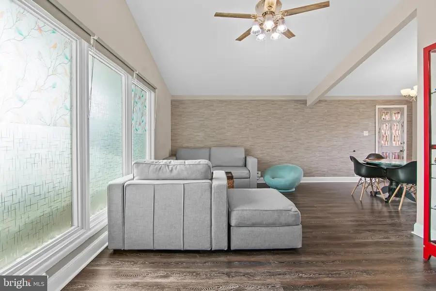 2508 Smith Ave, Baltimore, MD 21209 - #3