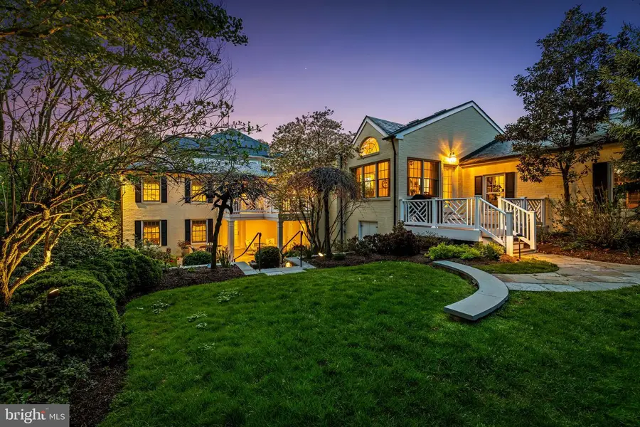 1001 W Wind Ct, Baltimore, MD 21204 - #2