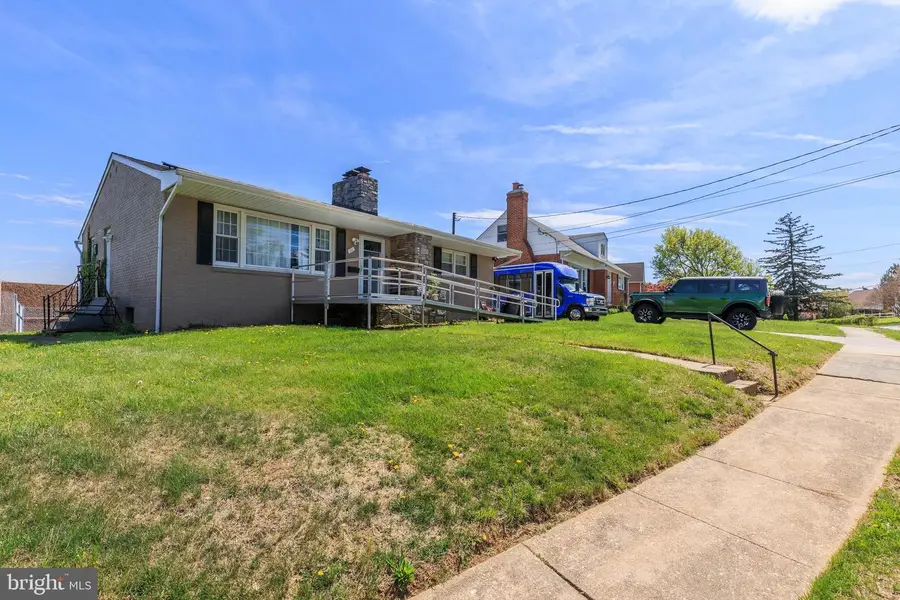 111 Delrey Ave, Catonsville, MD 21228 - #2