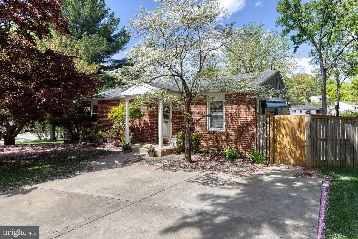 2608 Bradwell Ct, Parkville, MD 21234 - #1