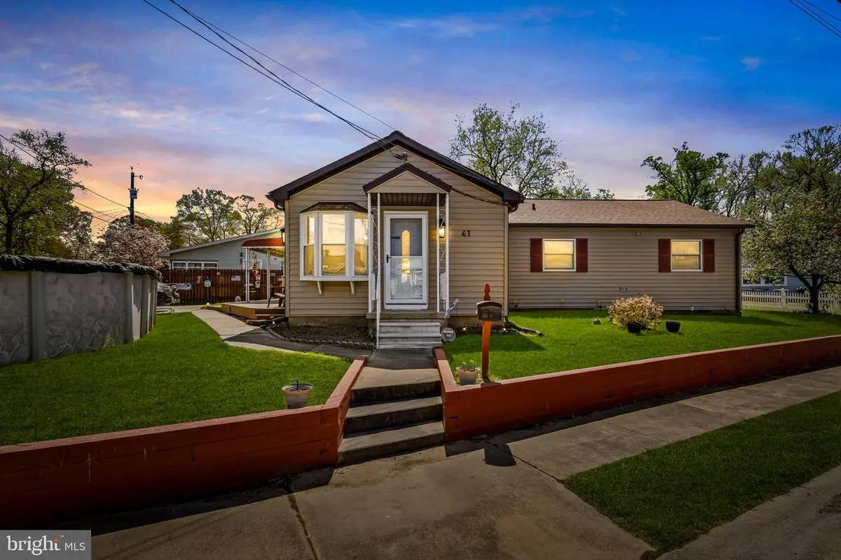 41 Dogwood Dr, Baltimore, MD 21220 - #1