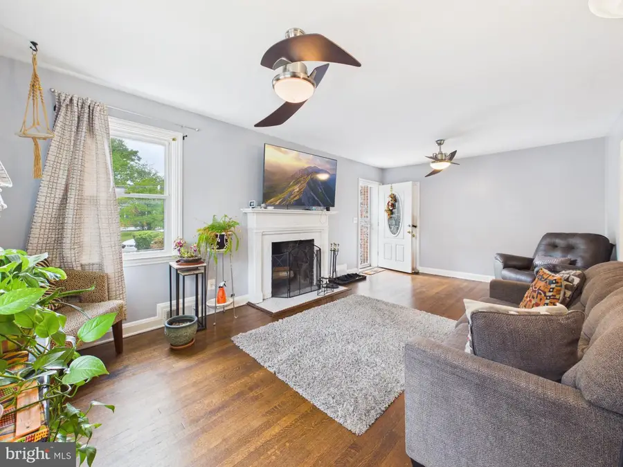 3739 Lochearn Dr, Baltimore, MD 21207 - #2