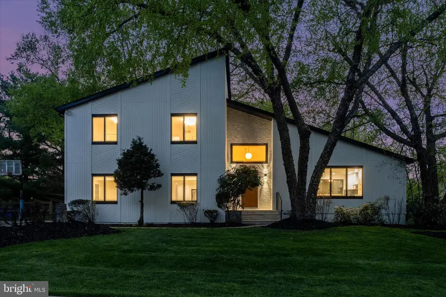 3747 Greenway Ln, Owings Mills, MD 21117 - #2