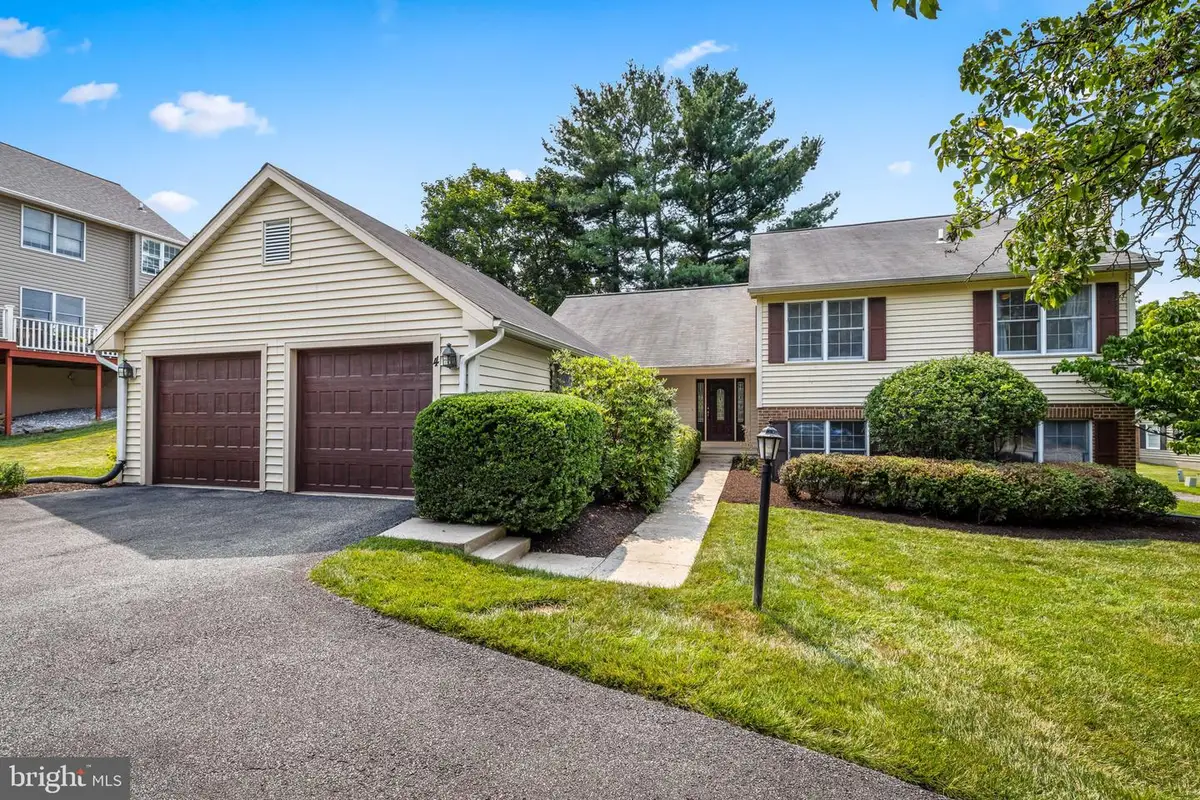4 Huntress Ct, Lutherville Timonium, MD 21093 - #1
