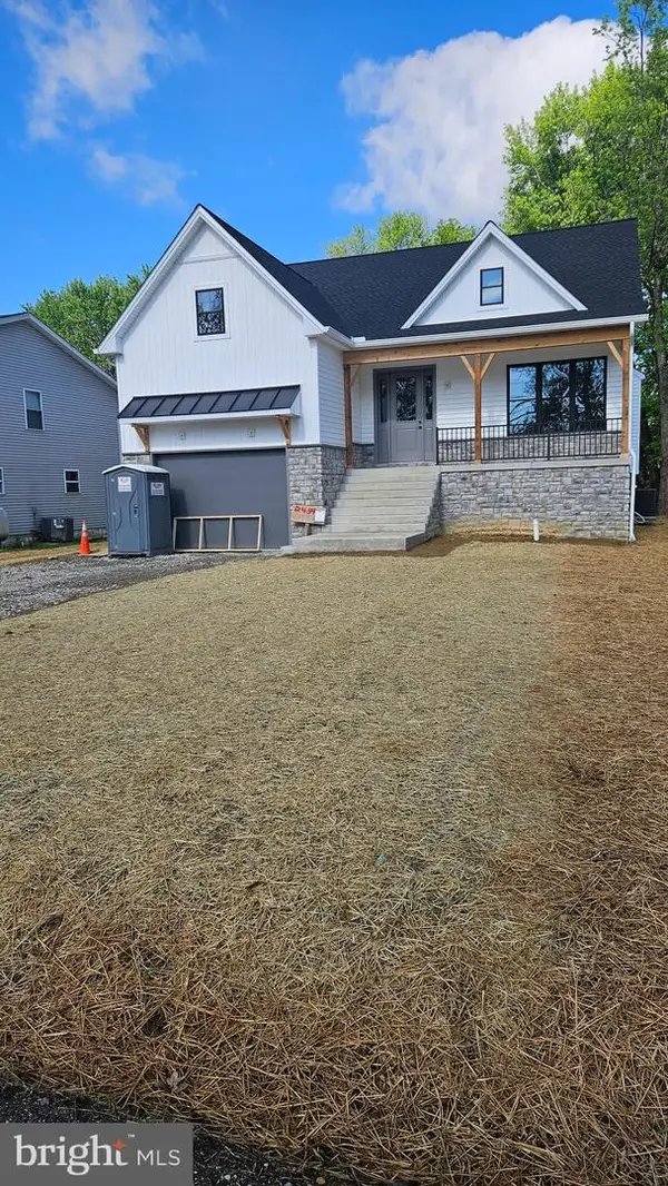 2434 Lodge Farm Rd, SPARROWS POINT, MD 21219