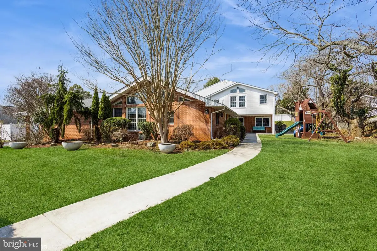 7908 Ivy Ln, Baltimore, MD 21208 - #1