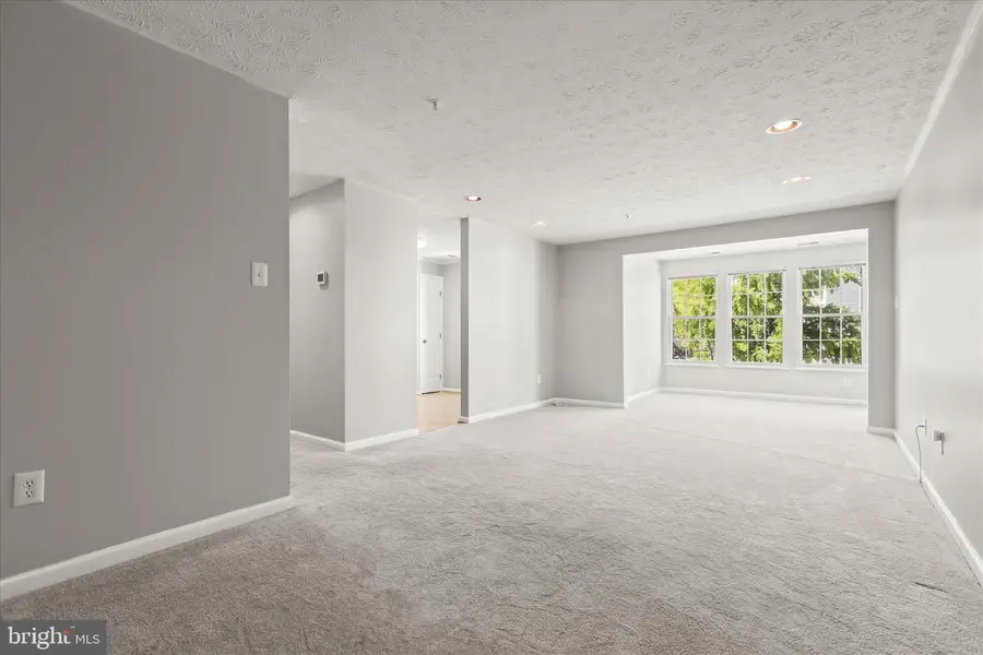 7907 Valley Manor Rd #h, Owings Mills, MD 21117 - #3