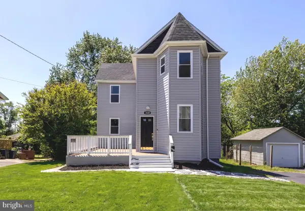 1820 Arbutus Ave, HALETHORPE, MD 21227