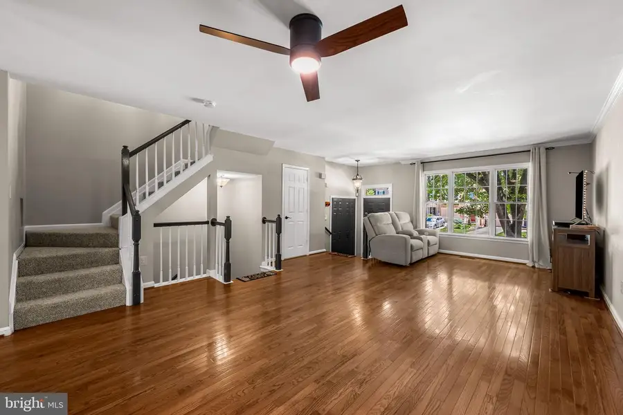 940 Hidden Moss Dr, Cockeysville, MD 21030 - #3