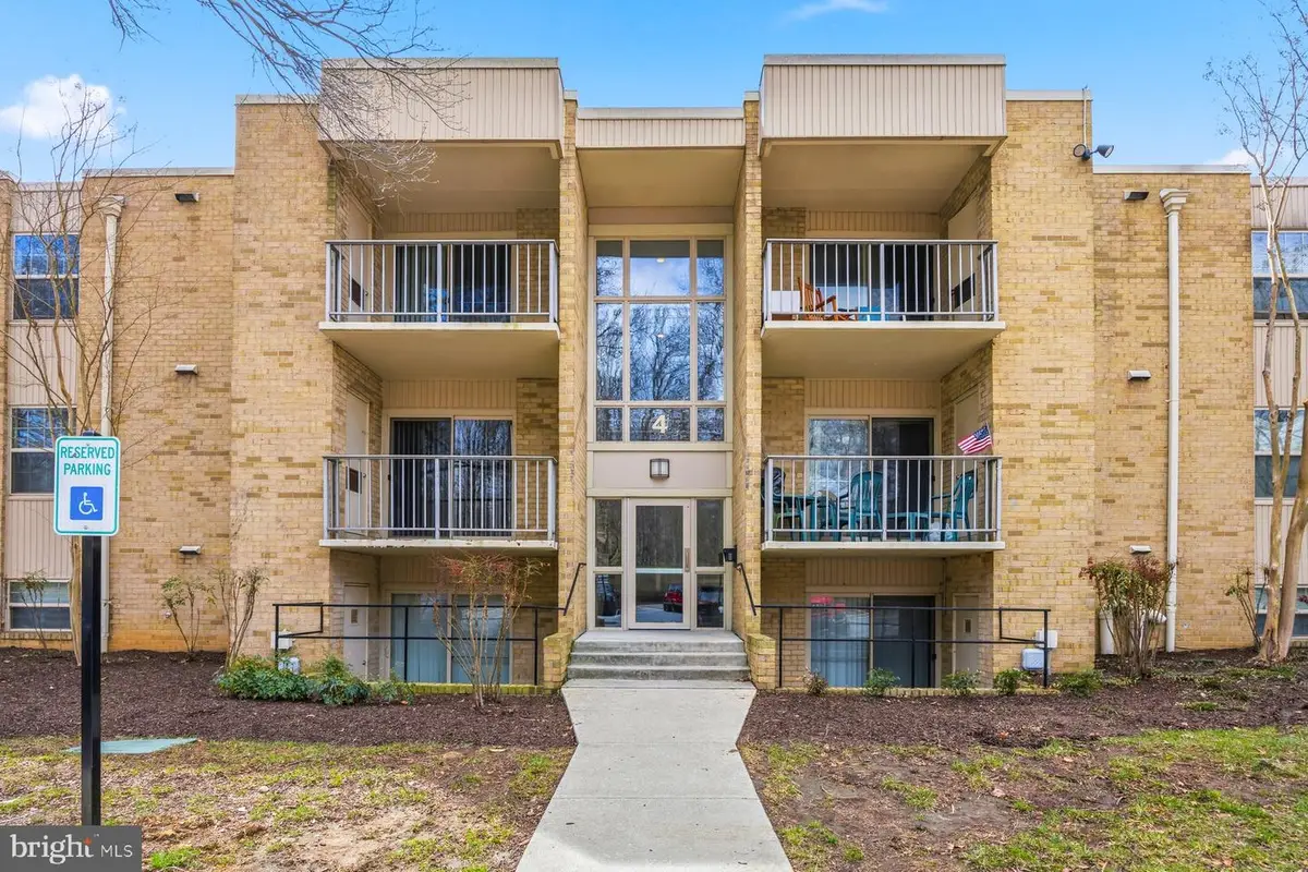 4 Mountbatten Ct #102, Gwynn Oak, MD 21207 - #1