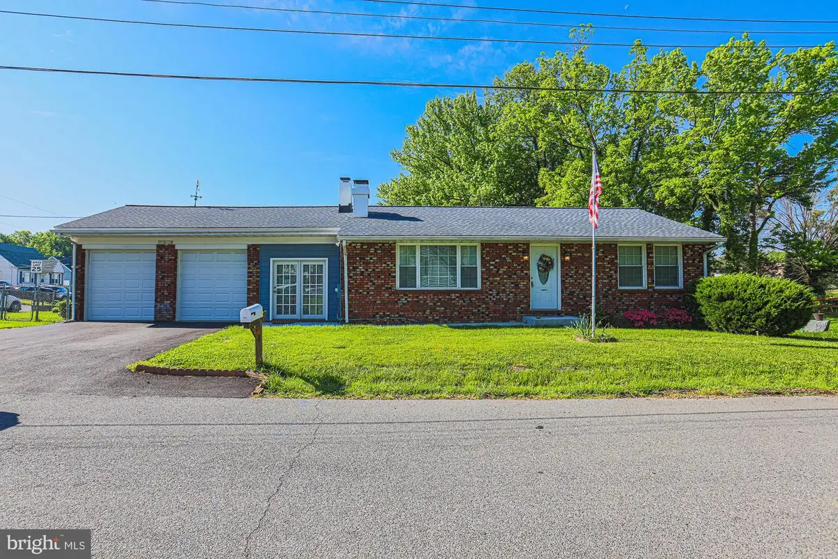 7933 34th St, Rosedale, MD 21237 - #1