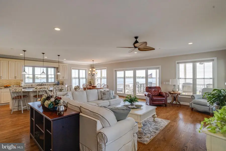 605 Rockaway Beach Ave, Baltimore, MD 21221 - #3