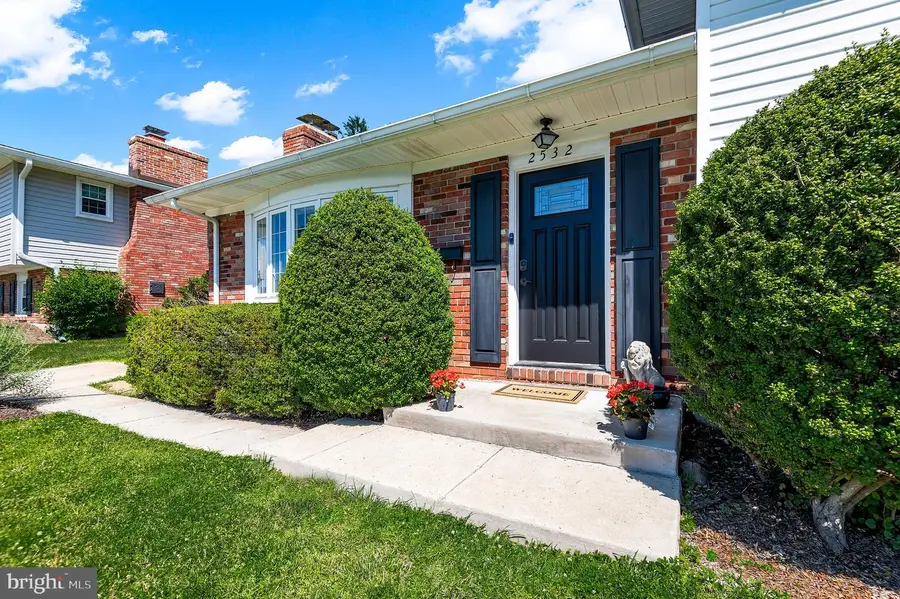 2532 Londonderry Rd, Lutherville Timonium, MD 21093 - #2