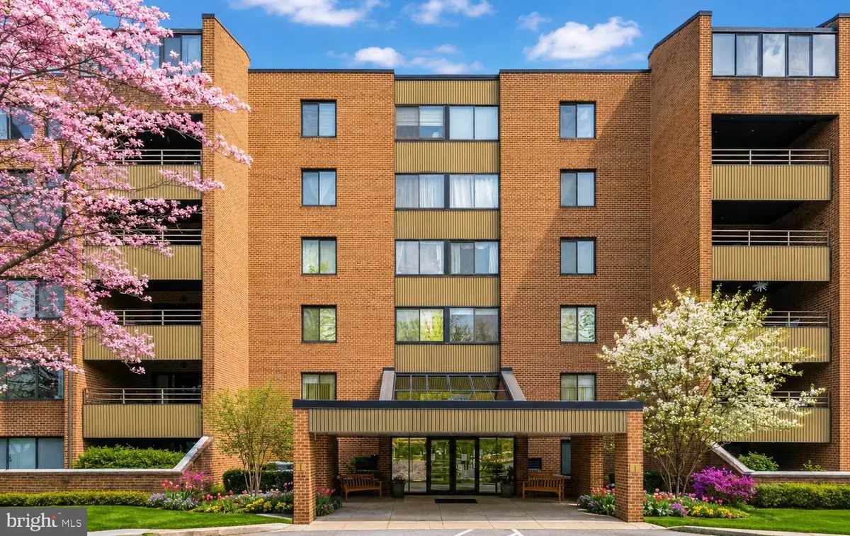 1 Southerly Ct #305, Towson, MD 21286 - #1