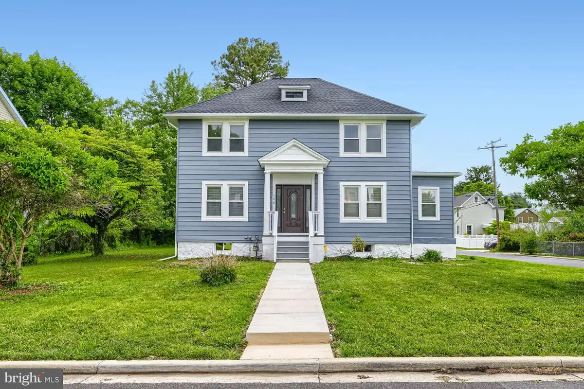 100 Clarendon Ave, Pikesville, MD 21208 - #1