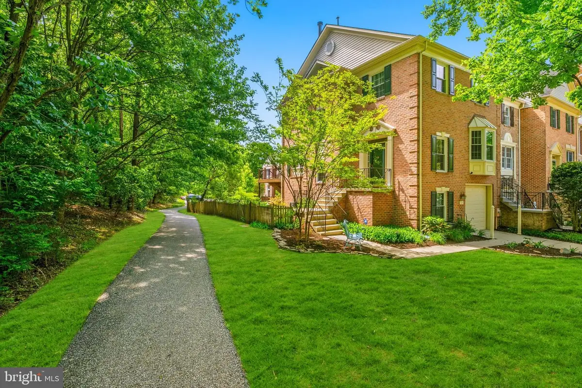 17 Boyne Ct, Lutherville Timonium, MD 21093 - #1