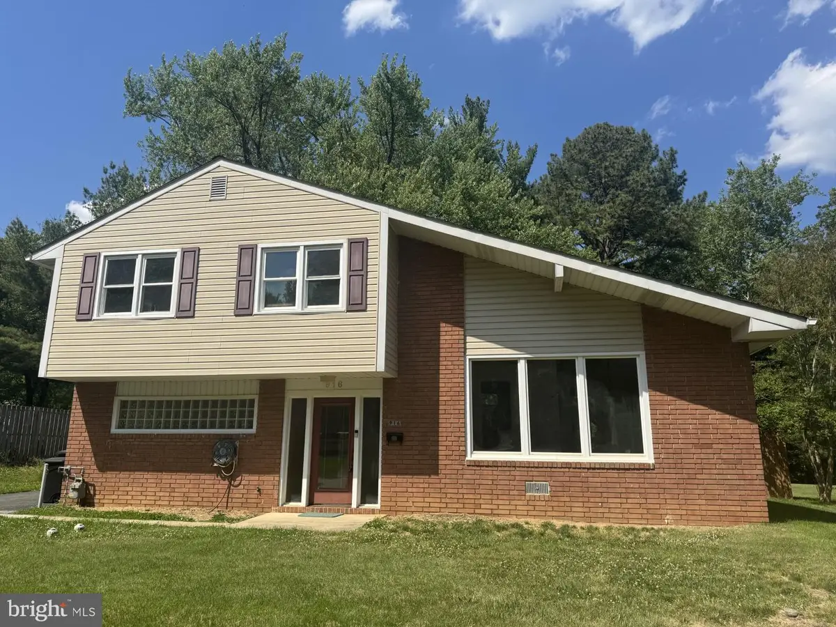 916 Beaverbank Cir, Baltimore, MD 21286 - #1