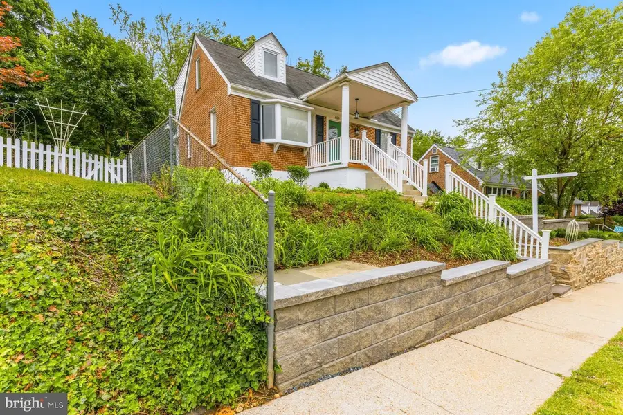 409 Oak Ct, Baltimore, MD 21228 - #3