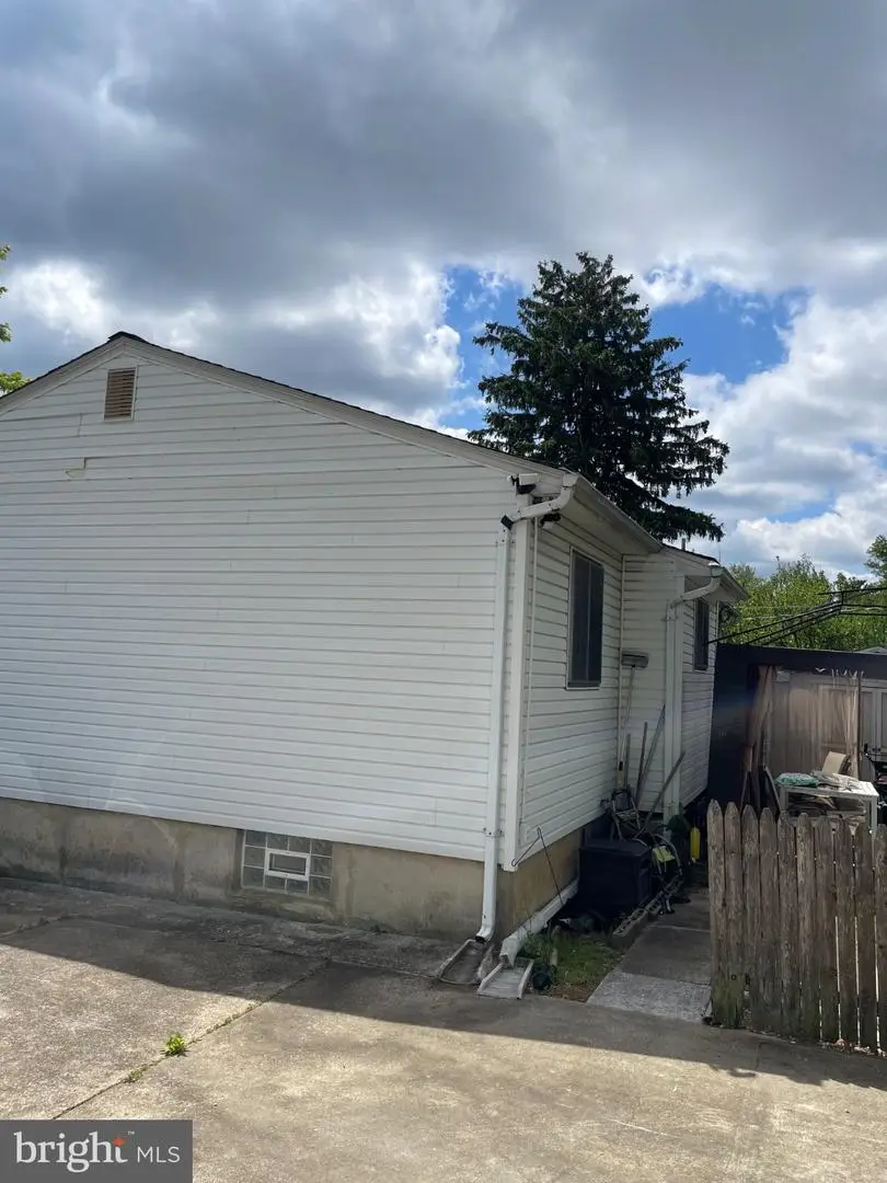 6909 Digby Rd, Baltimore, MD 21207 - #3