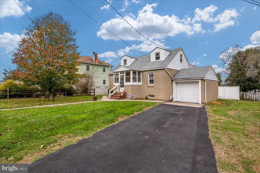 2507 Gehb Ave, Baltimore, MD 21227 - #2