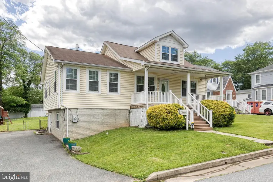 2905 Robern Ave, Parkville, MD 21234 - #2