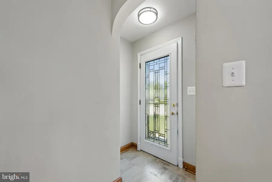 7604 Queen Anne Dr, Parkville, MD 21234 - #3