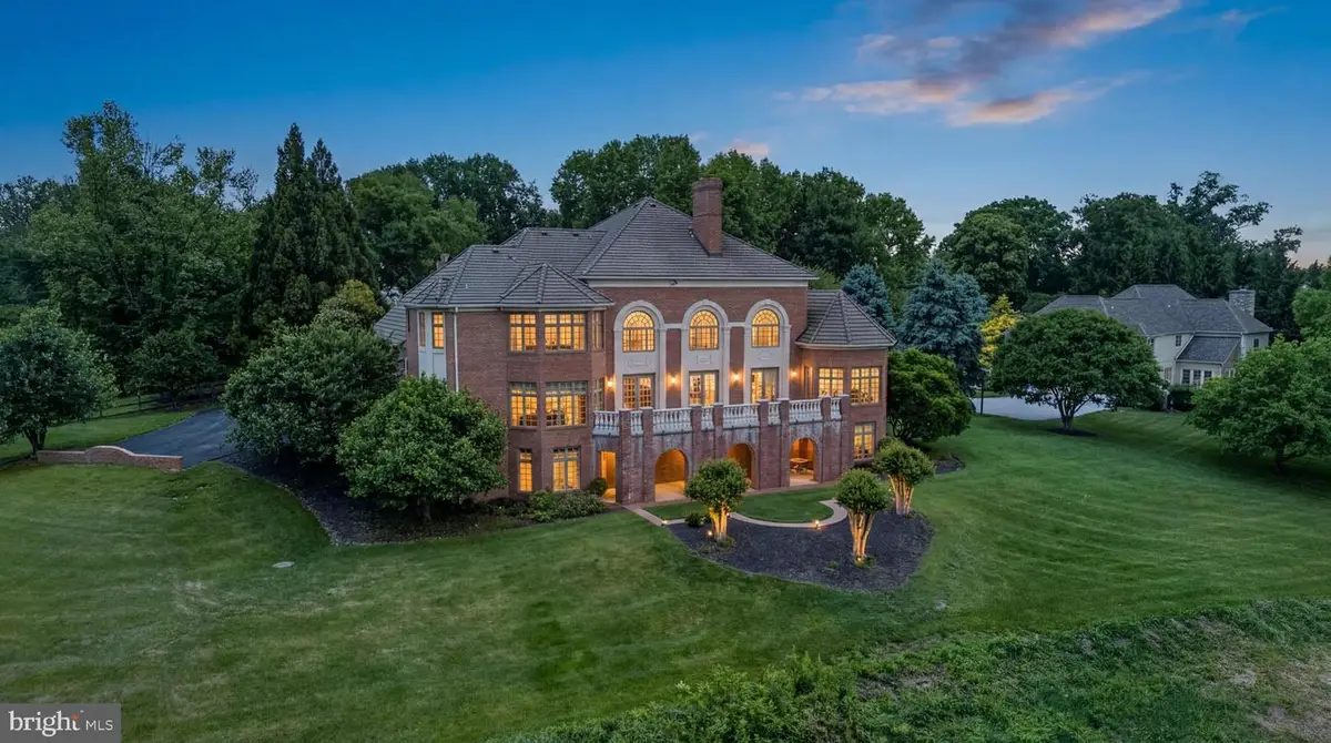 815 Hillstead Dr, Lutherville Timonium, MD 21093 - #1