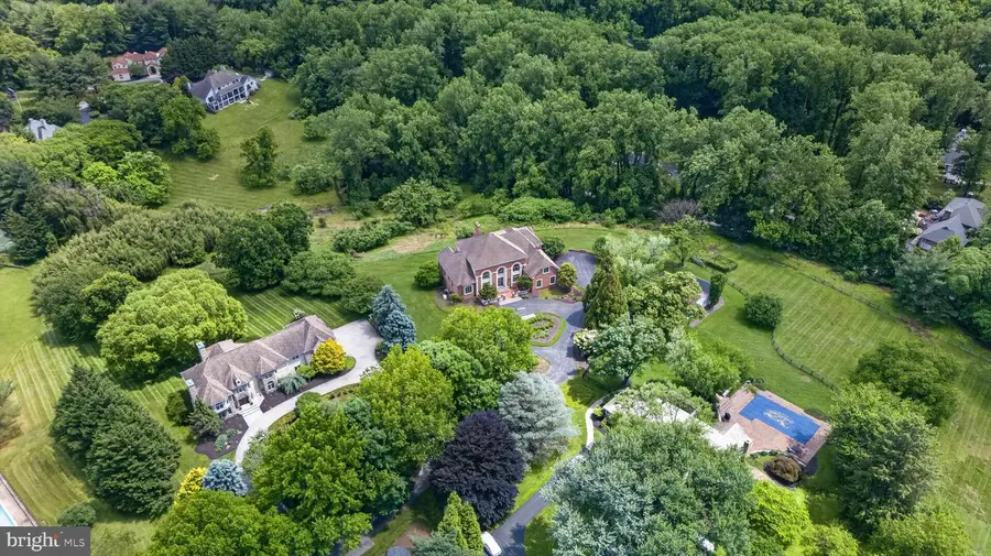 815 Hillstead Dr, Lutherville Timonium, MD 21093 - #2