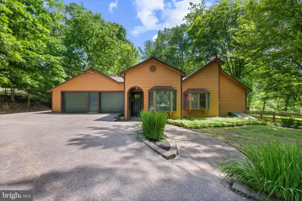 29 Maple Ave, CATONSVILLE, MD 21228
