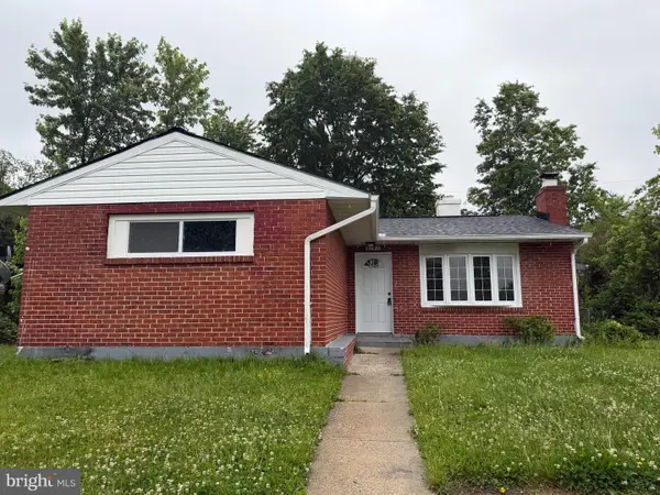 8723 Roper Rd, PARKVILLE, MD 21234