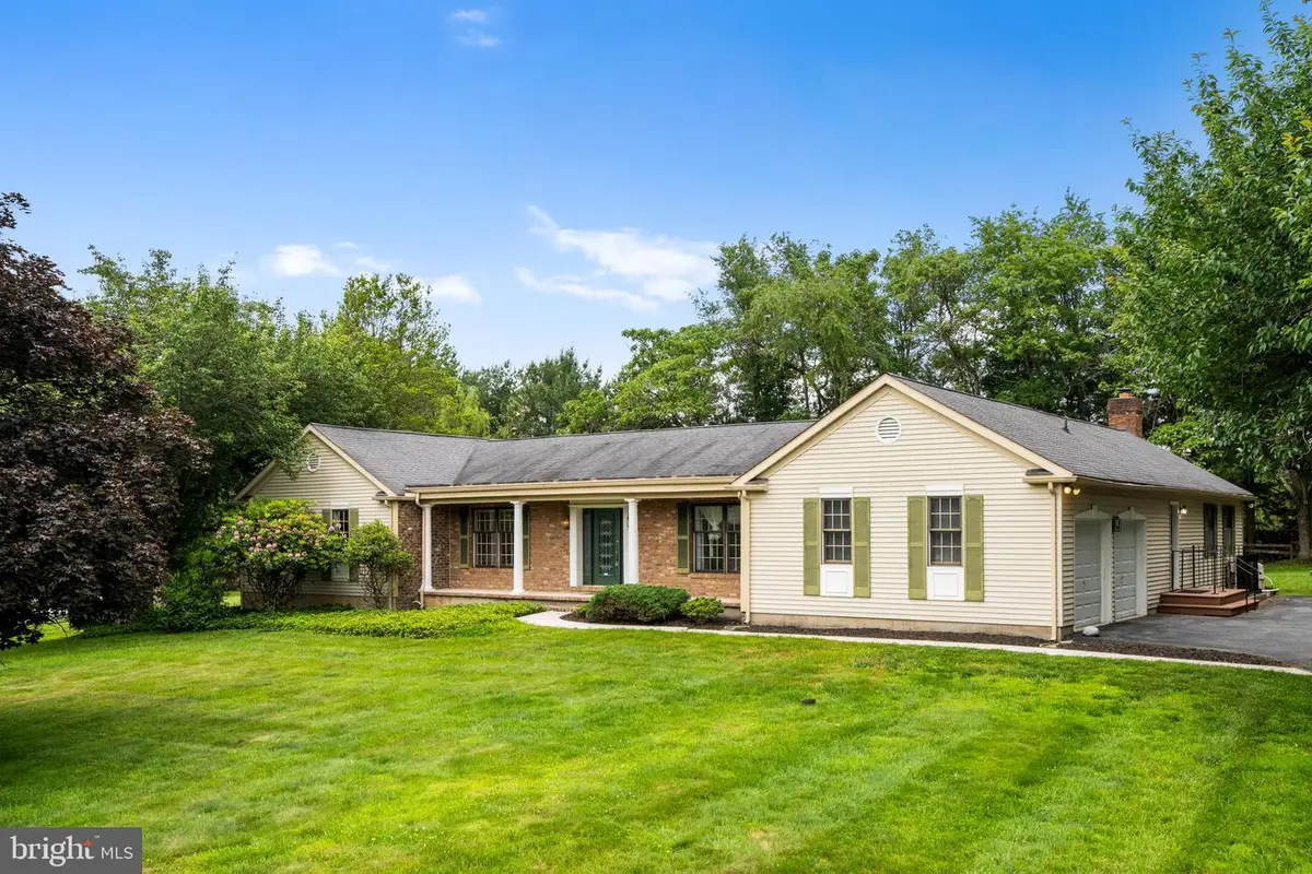 21 Barthel Ct, Lutherville Timonium, MD 21093 - #1