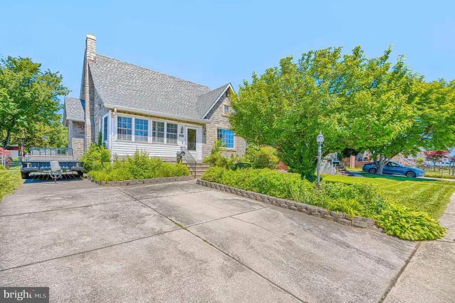 2902 Delmar Ave, Baltimore, MD 21219 - #2