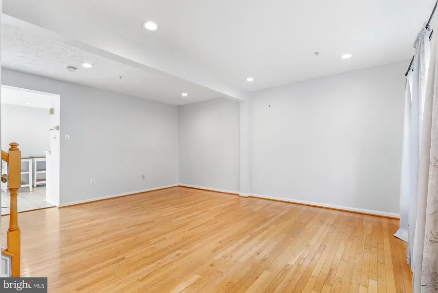 9332 Vanguard Ct, Owings Mills, MD 21117 - #3