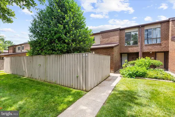 24 Fencepost Ct #g, BALTIMORE, MD 21208
