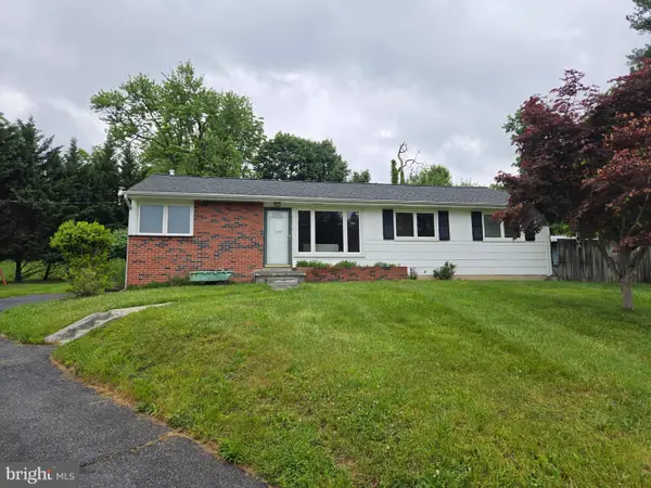 10 Harmon Rd, OWINGS MILLS, MD 21117