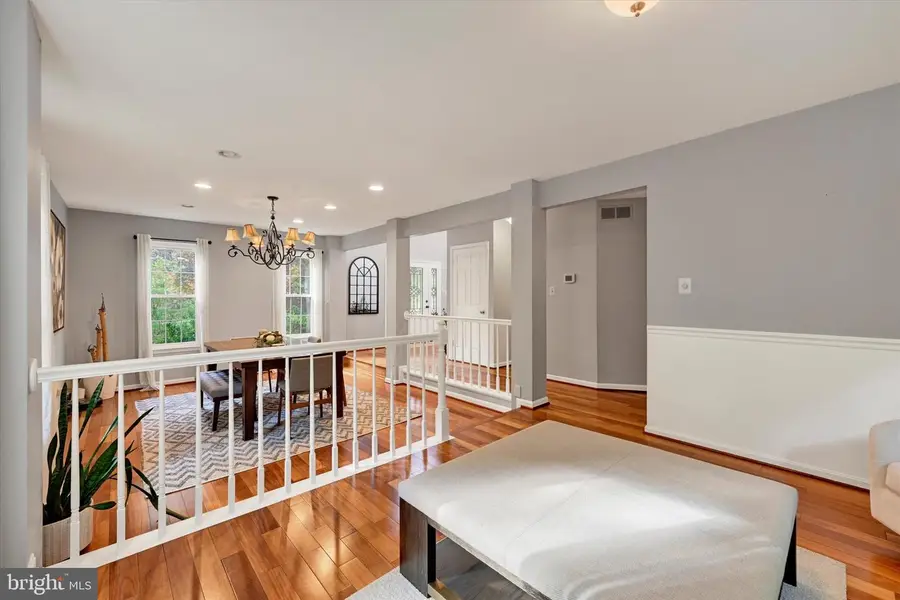 34 Dulaney Hills Ct, Cockeysville, MD 21030 - #3