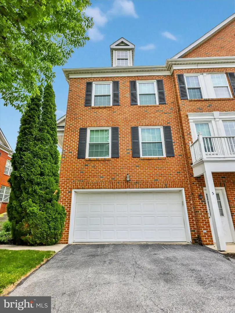 5 Johnsborough Ct, Reisterstown, MD 21136 - #1