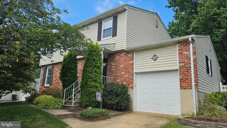 104 Medlow Ct, Lutherville Timonium, MD 21093 - #2