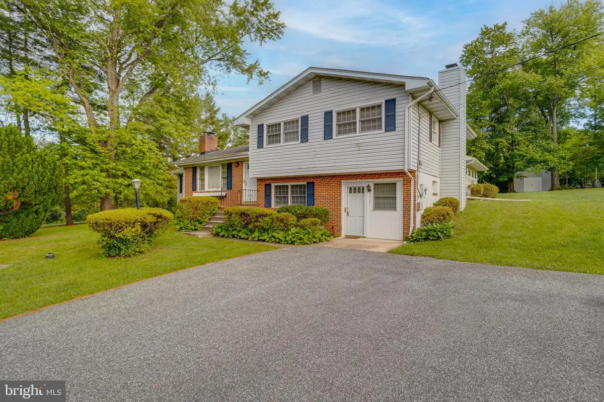 4617 Long Green Rd, Glen Arm, MD 21057 - #1