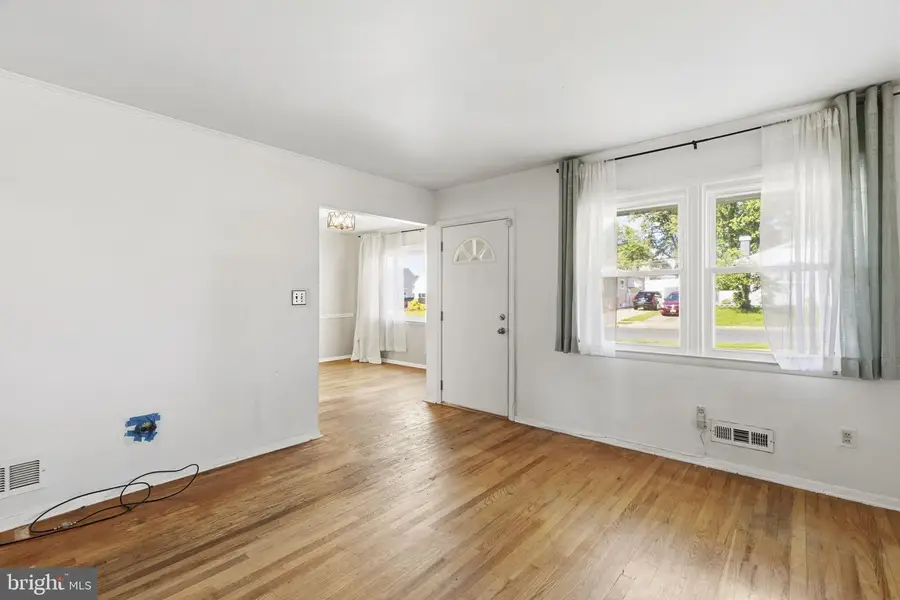 3215 Woodside Ave, Baltimore, MD 21234 - #3