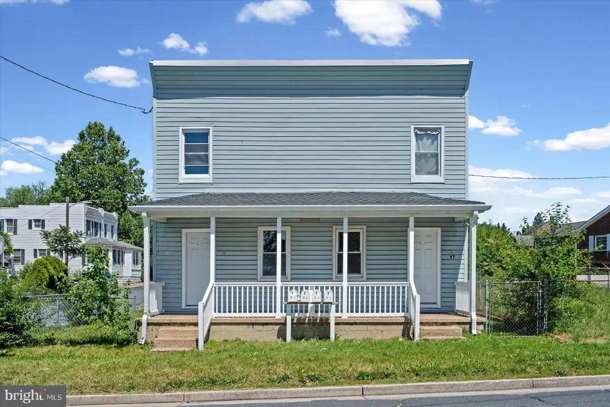 17 Sollers Point Rd, Dundalk, MD 21222 - #1