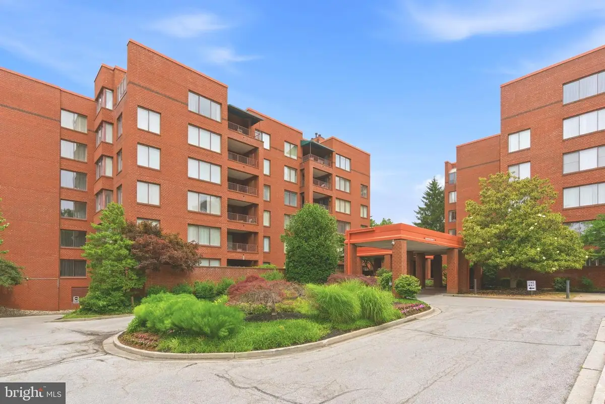 1 Gristmill Ct #303, Pikesville, MD 21208 - #1