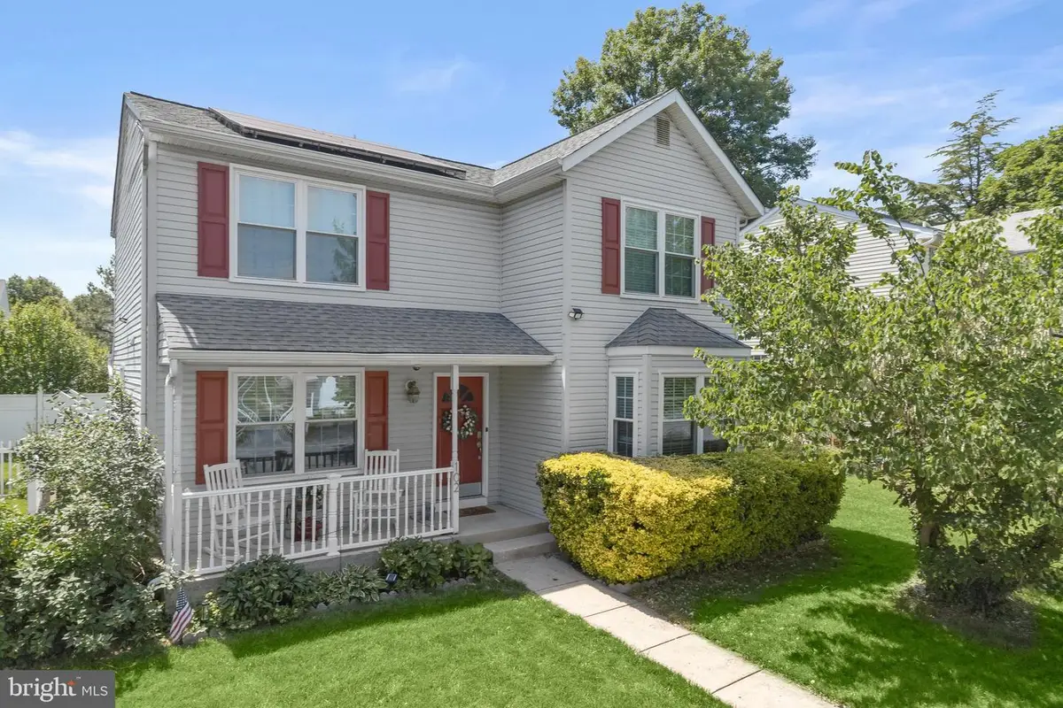 102 Bishops Ln, Catonsville, MD 21228 - #1