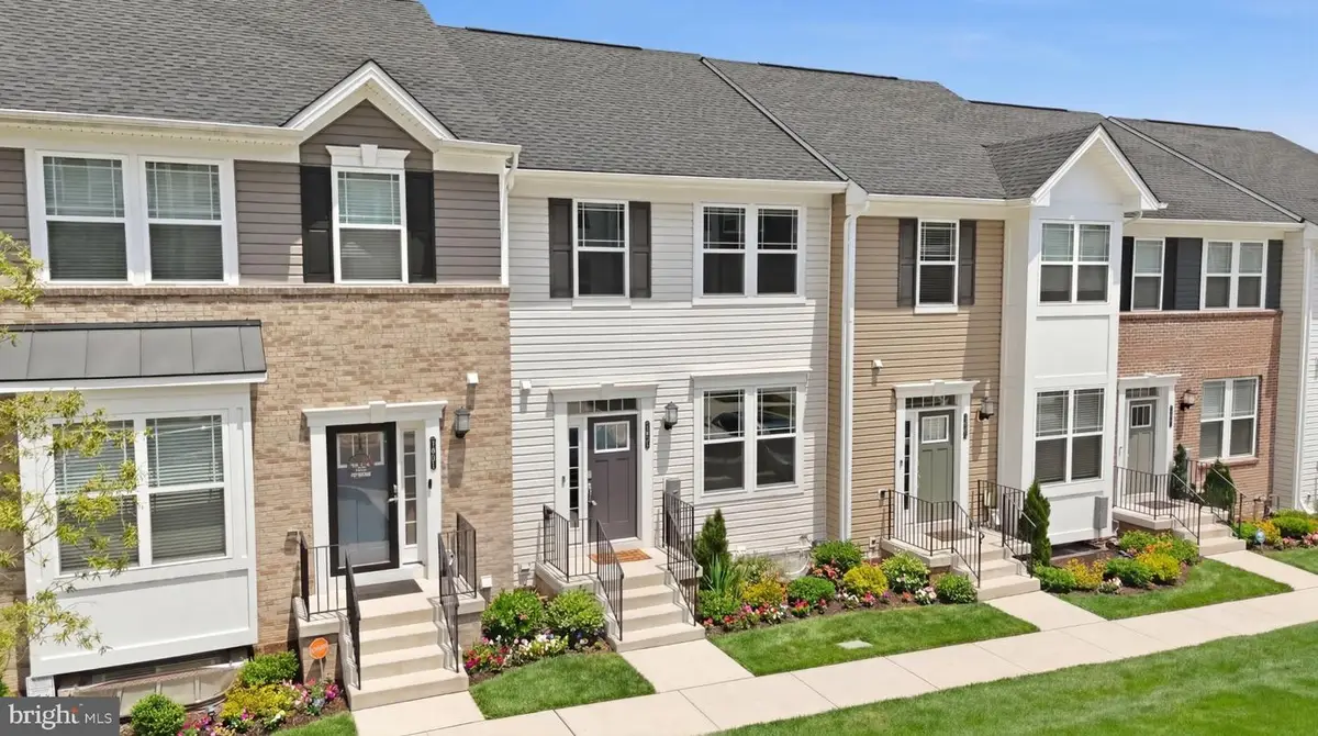 2403 Woodlands Rd, Baltimore, MD 21244 - #1